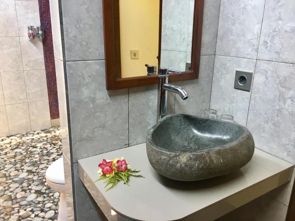Nusa Garden Homestay Нуса-Лембонган Екстер'єр фото